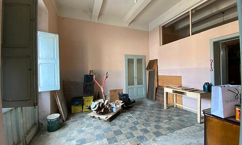 Piano Terra Con Cort...