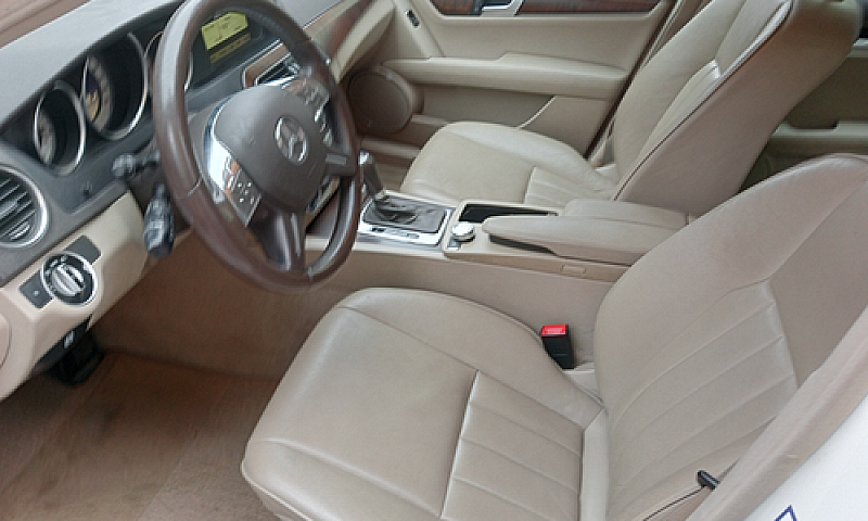 Mercedes C250 4 Mati...