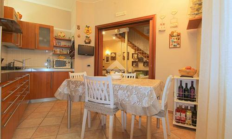 4 Locali A Lucera...