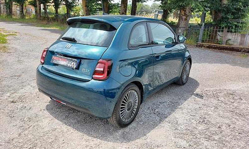 Fiat 500E 42 Kwh Ele...