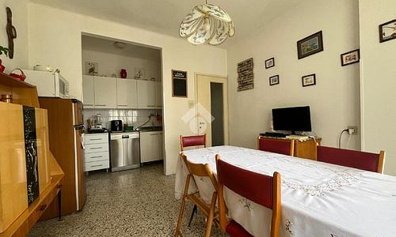 4 Locali A Trieste...
