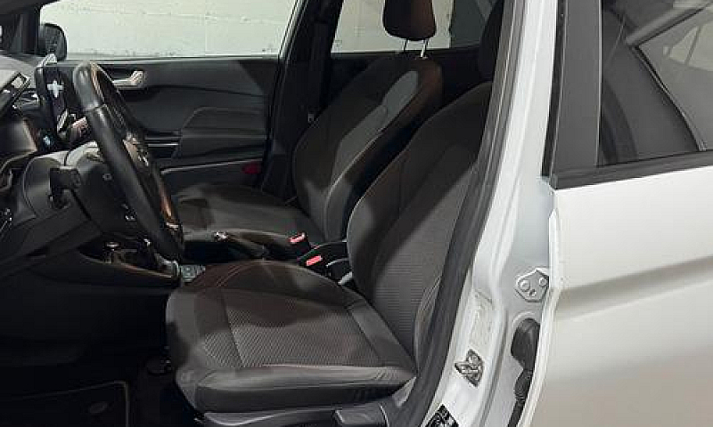 Ford Fiesta 1.5 Tdci...
