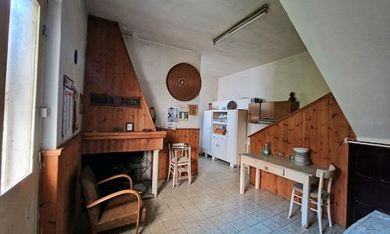 Casa Semindipendente...