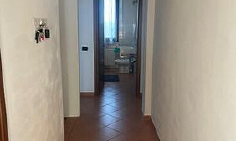 Appartamento Con Gia...