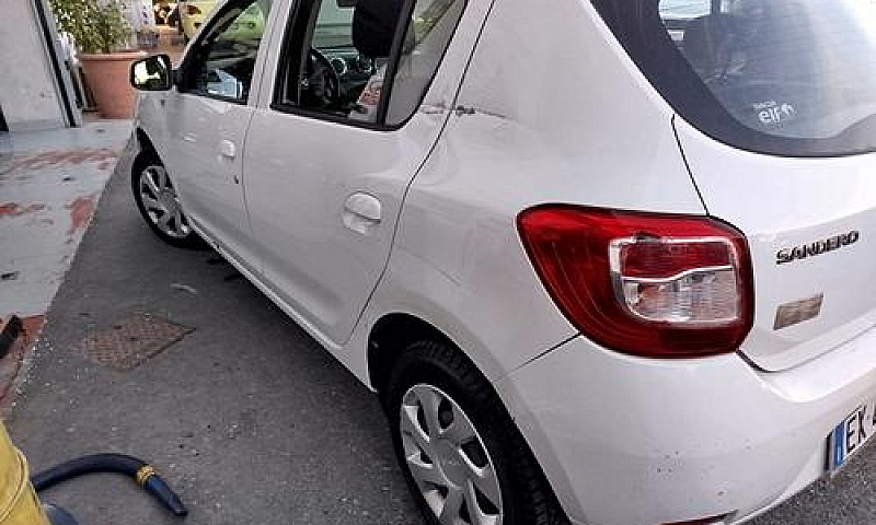 Dacia Sandero...