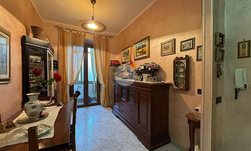 3 Locali A Sassari...