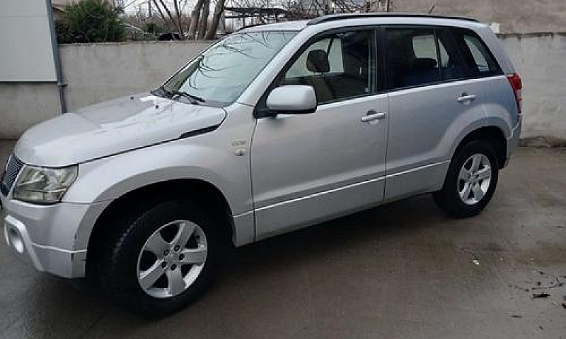 Suzuki Grand Vitara ...