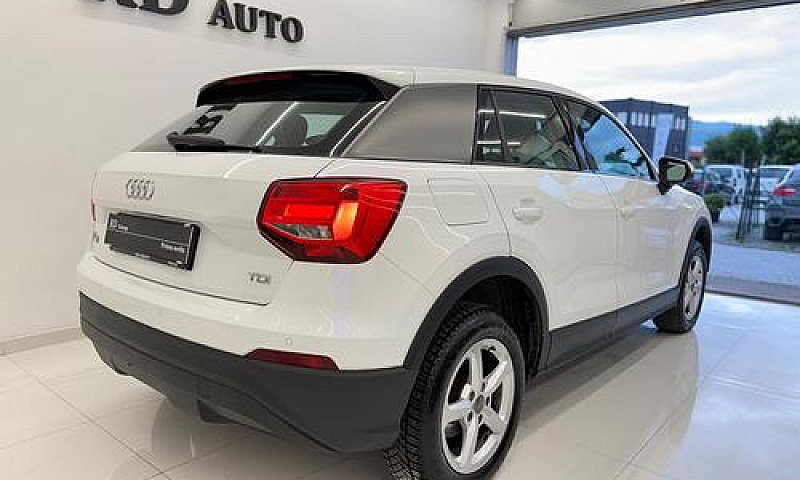 Audi Q2 1.6 Tdi Desi...