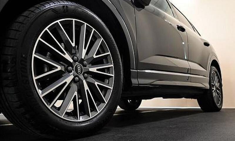 Audi Q3 Spb 35 Tdi S...