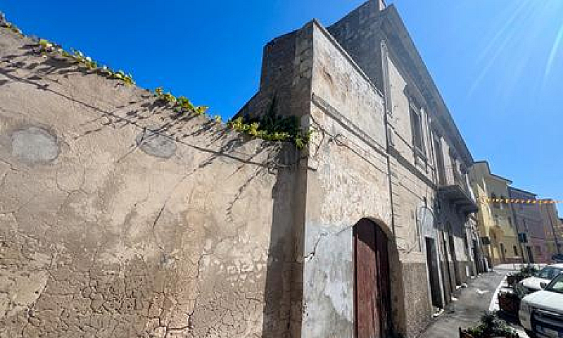 Palazzina Storica In...