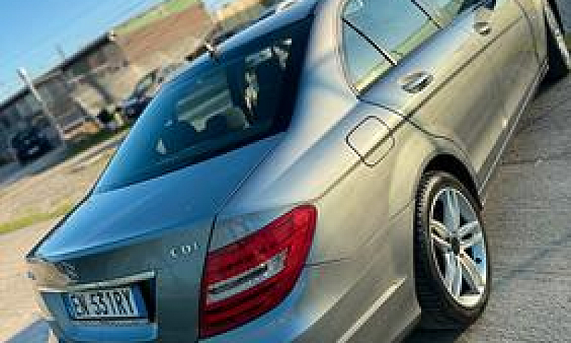 Mercedes Benz C220 A...