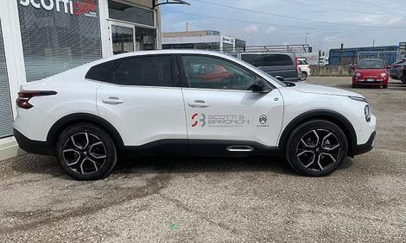 Citroen Nuova E-C4 X...