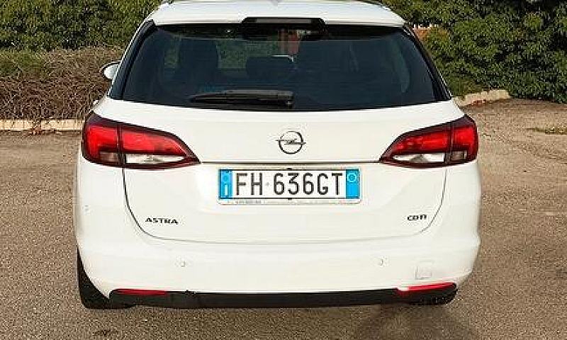 Opel Astra 1.6 Cdti ...