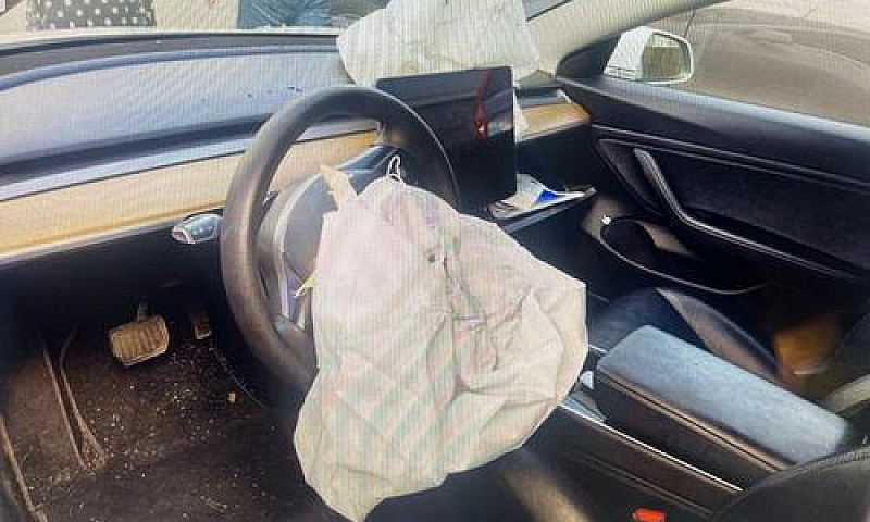 Tesla Model 3 Dual M...