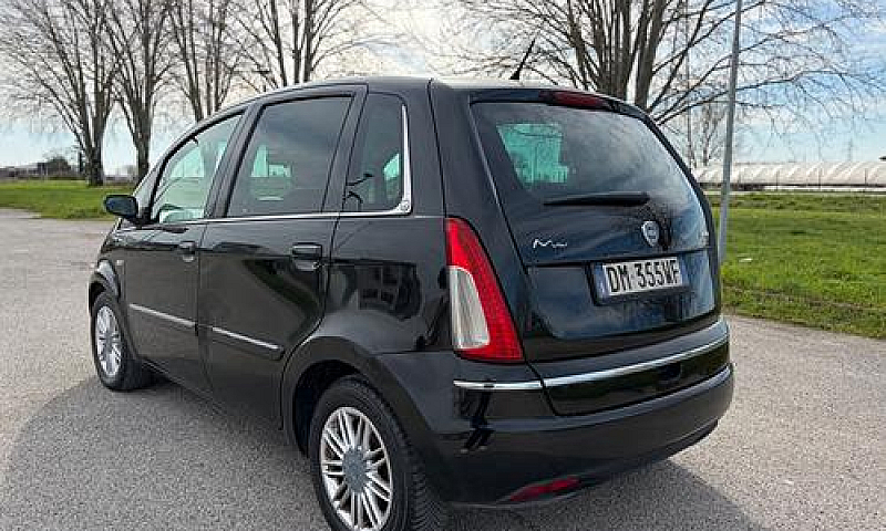Lancia Musa 2008 Pla...