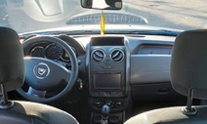 Dacia Duster 2015...