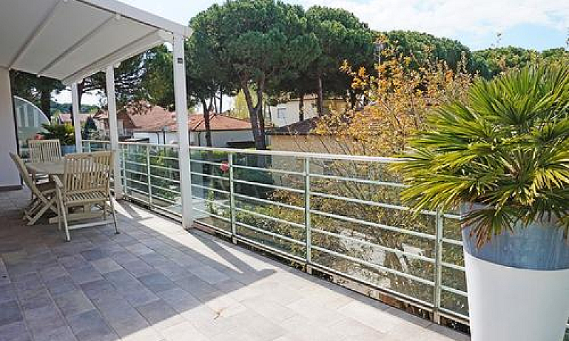 Milano Marittima, 4 ...