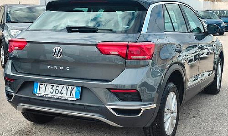Volkswagen T-Roc 1.6...