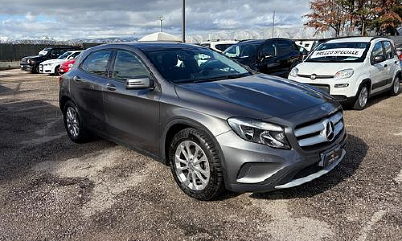 Mercedes-Benz Gla 18...