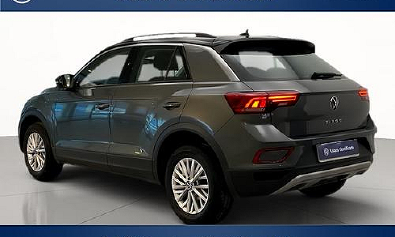 Volkswagen T-Roc 1.5...
