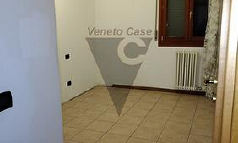Trilocale Al Piano T...