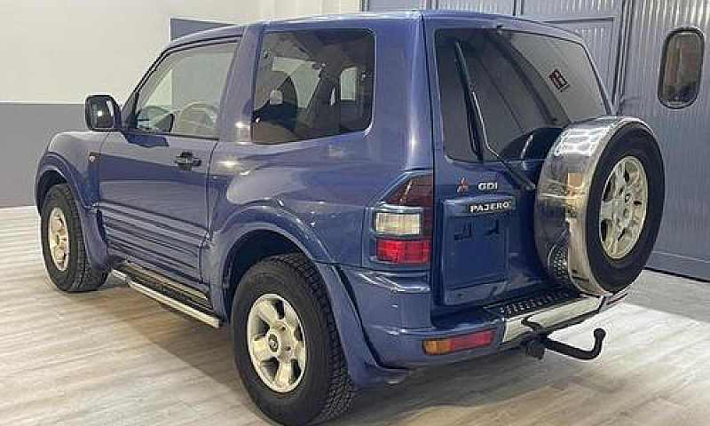 Mitsubishi Pajero 3....