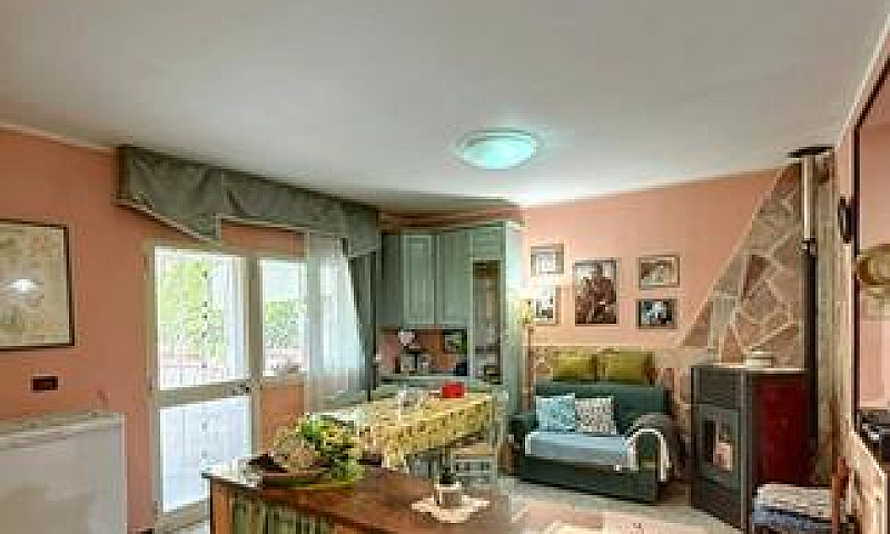 Casa Indipendente Ne...