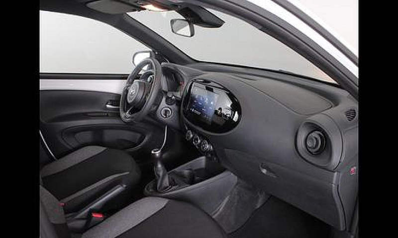 Toyota Aygo X - Aygo...