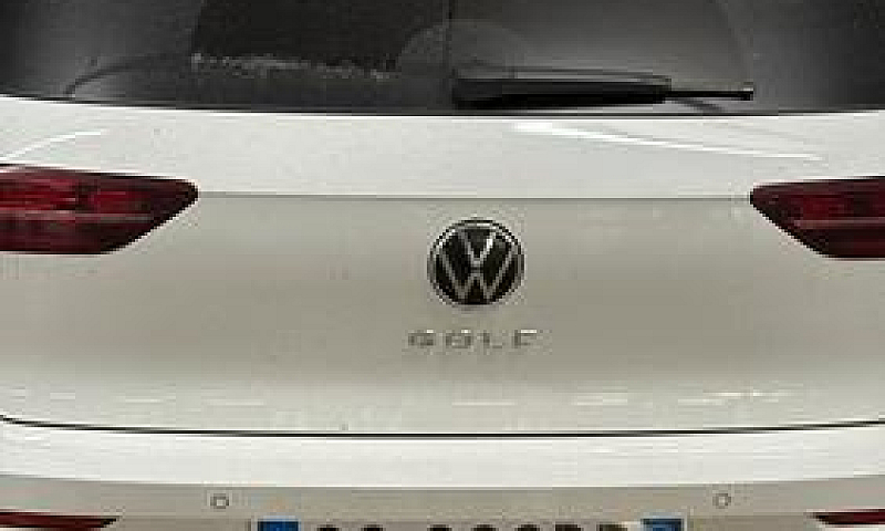 Golf 8...