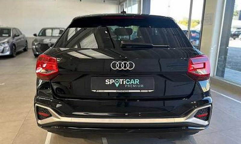 Audi Q2 35 Tfsi S Tr...