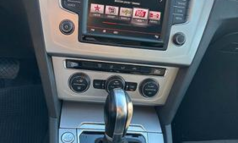 Volkswagen Passat Va...