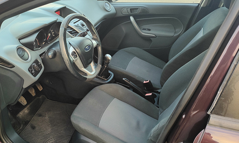 Ford Fiesta...