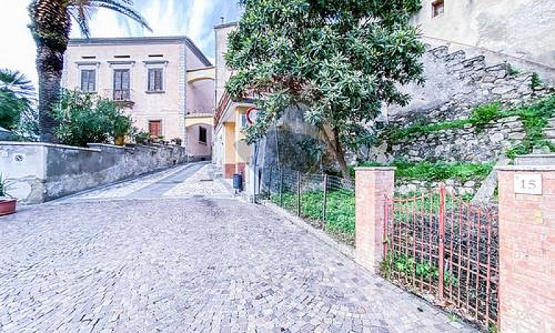 Stabile/Palazzo - Ce...