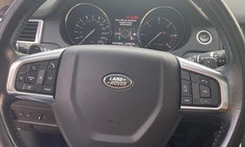 Land Rover Discovery...