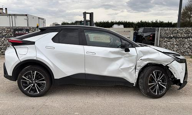 Toyota C-Hr 2.0 Phev...