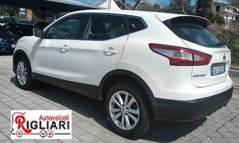 Nissan Qashqai 1.5 D...