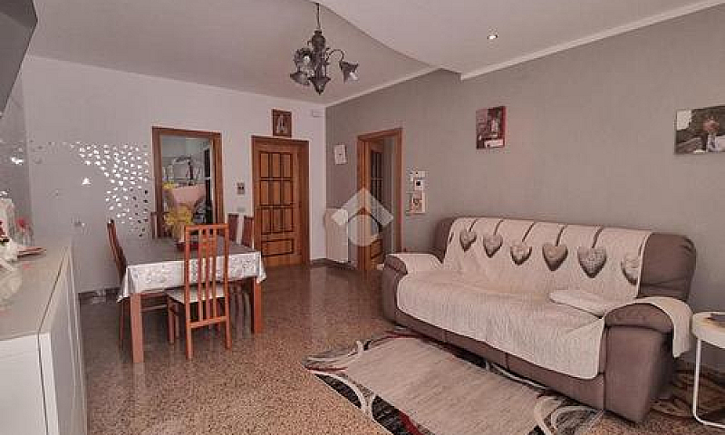3 Locali A Castellal...
