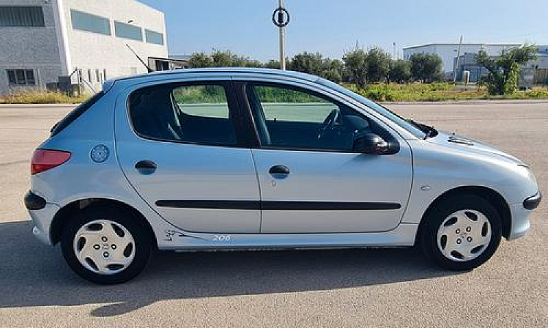 Peugeot 206 - 2001...