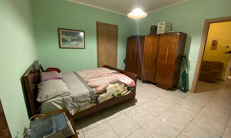 Appartamento - Via E...