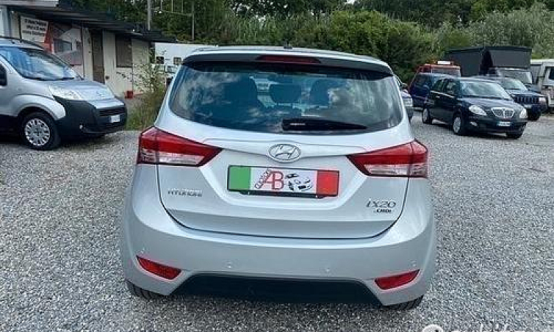 Hyundai Ix 20 1,4 D ...