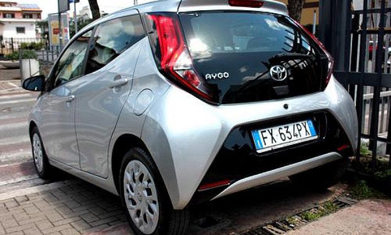 Toyota Aygo 5P 1.0 A...