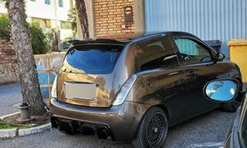 Auto Lancia Y 1.3 Mu...