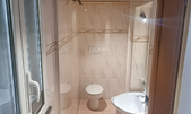 Casa Con Ingresso In...