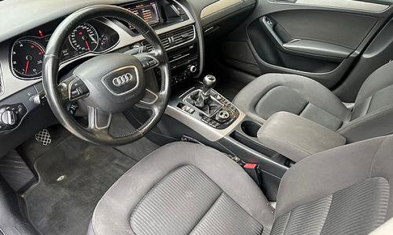 Audi A4 2.0 143Cv...