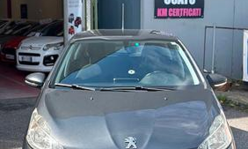 Peugeot 208 1.2 Vti ...