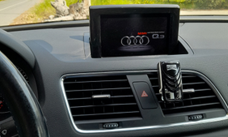 Vendo Audi Q3...