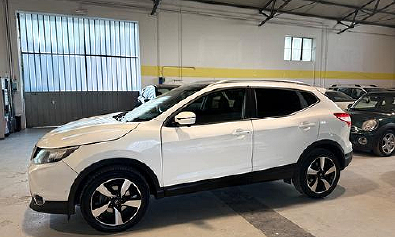 Nissan Qashqai 1.5 D...