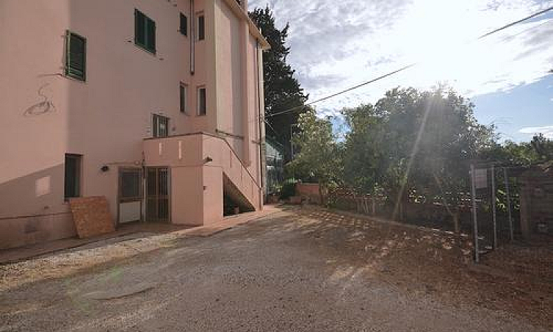 Collemezzano, 72 Mq ...