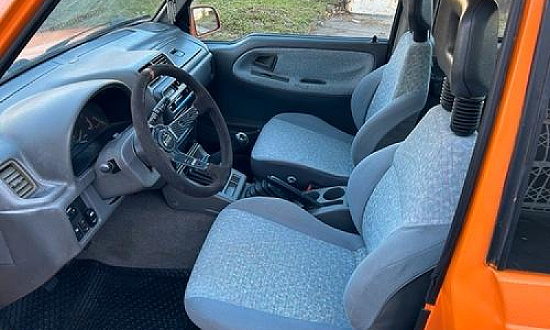 Suzuki Vitara/Sideki...