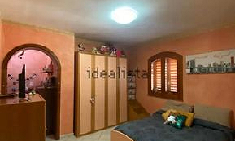 Aci Catena-Piano Ter...